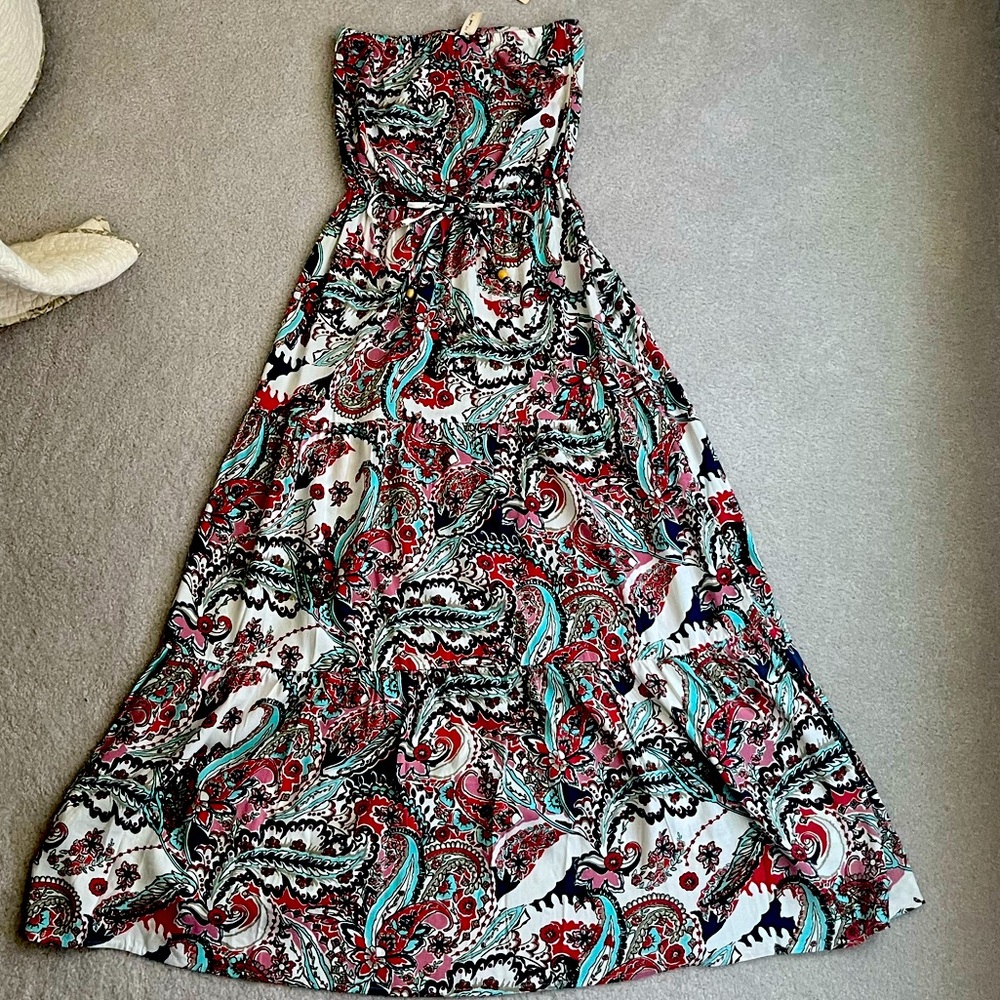Strapless sundress